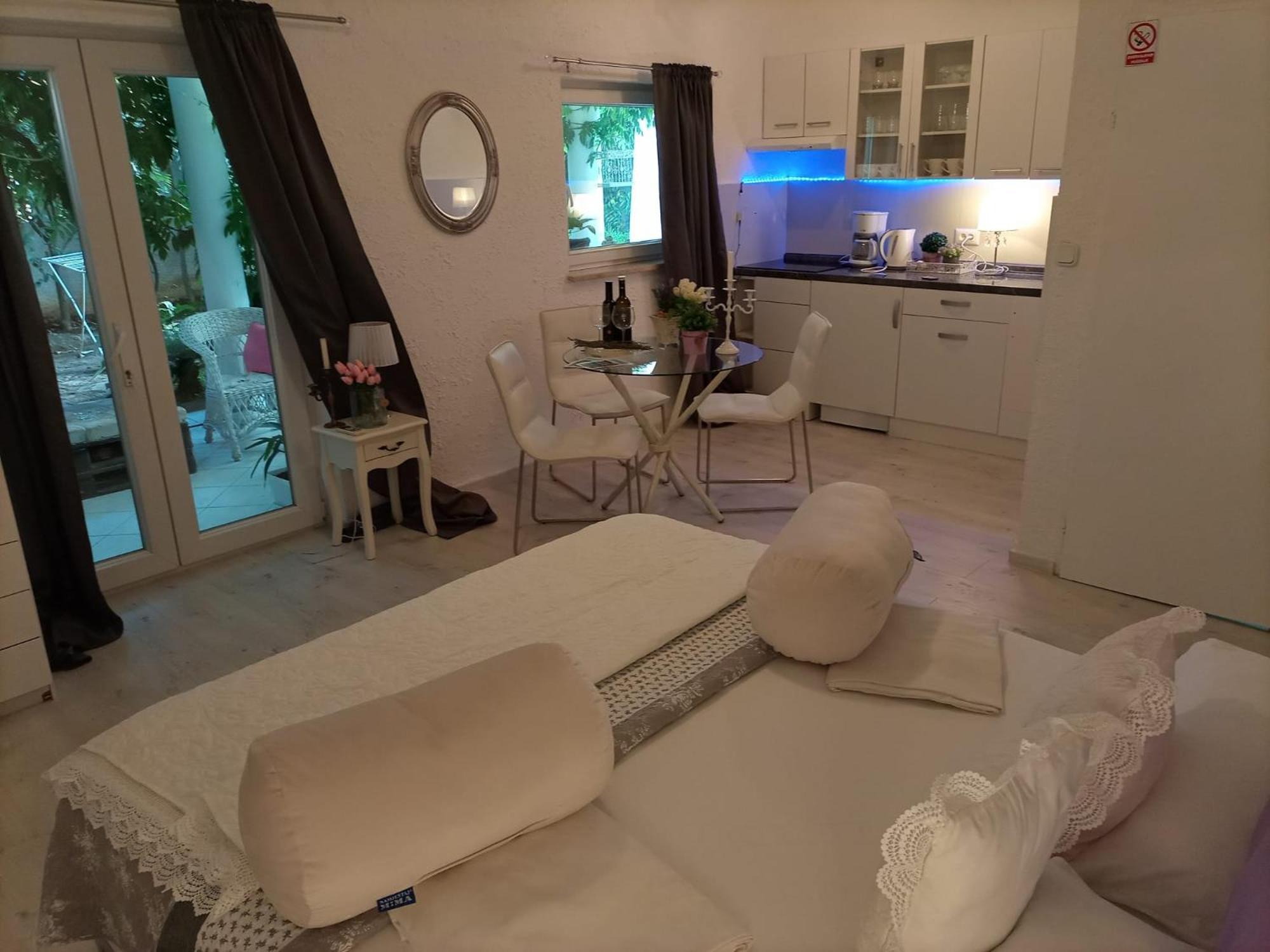 Apartment Jozefina ポレッチ エクステリア 写真
